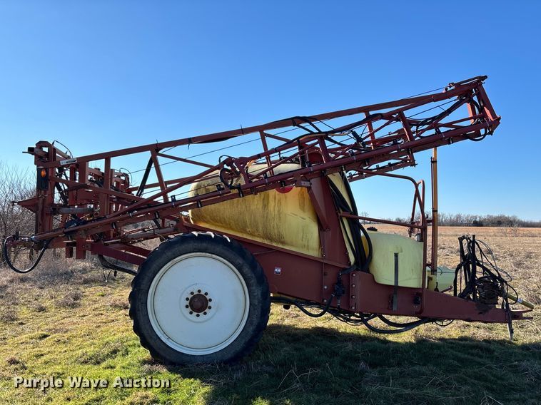 image for item FB3108 Hardi NP1100 sprayer