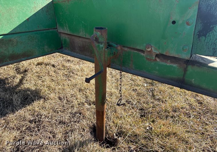 image for item FB3499 John Deere manure spreader