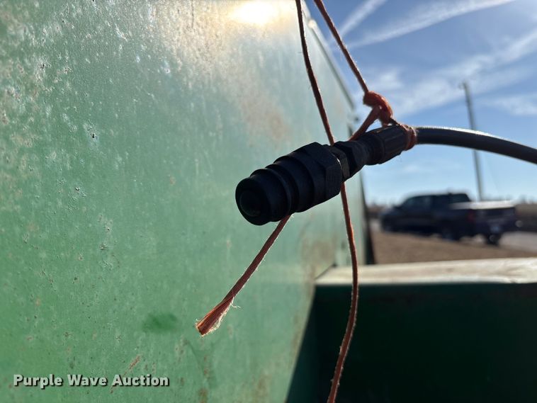 image for item FB3499 John Deere manure spreader