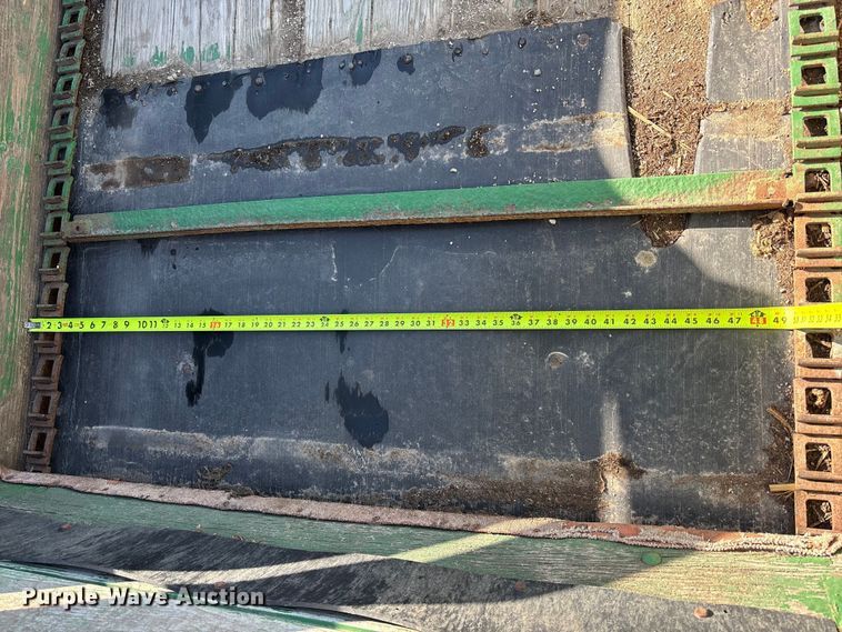 image for item FB3499 John Deere manure spreader