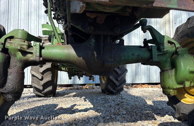 image for item FC1545 John Deere 650 tractor