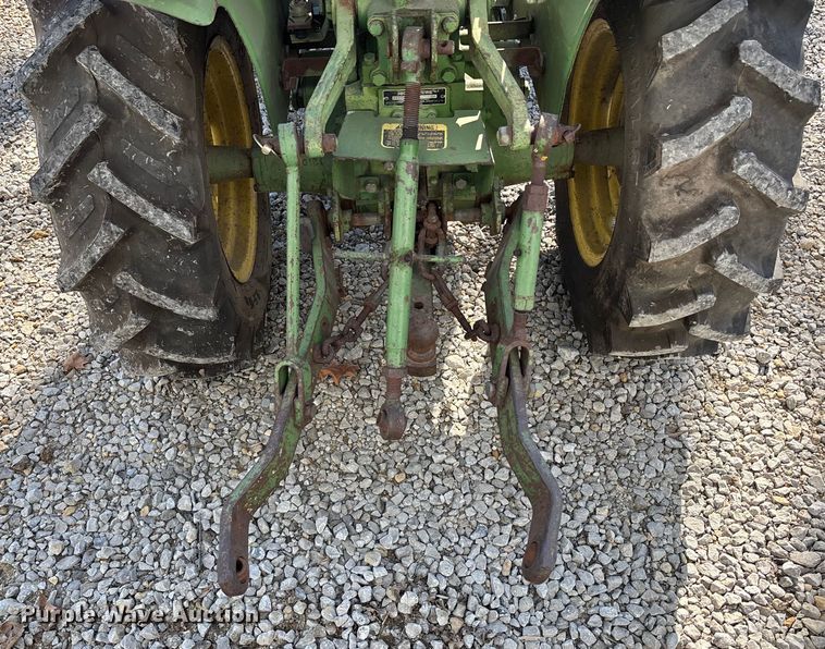 image for item FC1545 John Deere 650 tractor