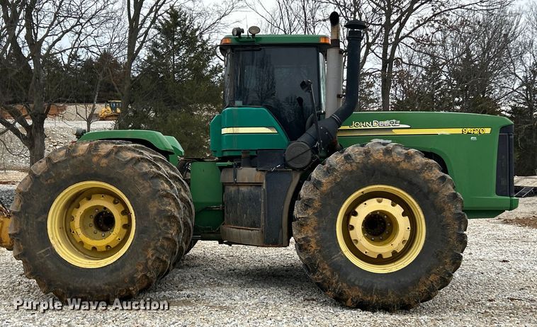 image for item FC5035 2002 John Deere 9420 4WD tractor
