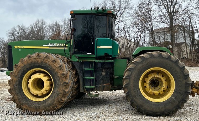 image for item FC5035 2002 John Deere 9420 4WD tractor