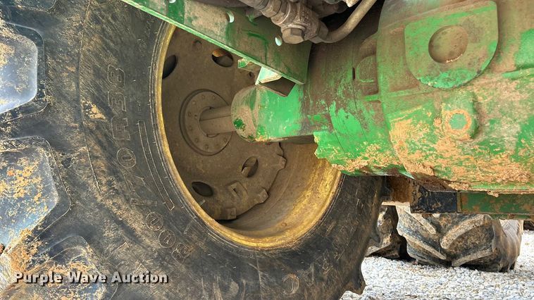 image for item FC5035 2002 John Deere 9420 4WD tractor