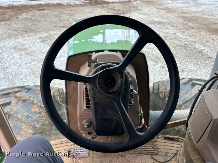 image for item FC5035 2002 John Deere 9420 4WD tractor