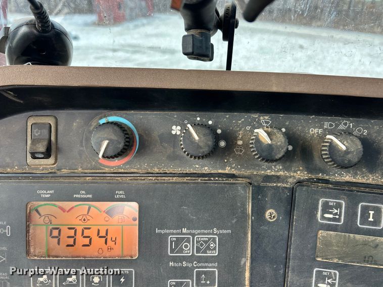 image for item FC5035 2002 John Deere 9420 4WD tractor