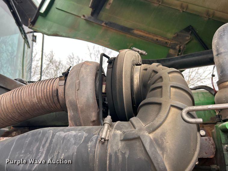 image for item FC5035 2002 John Deere 9420 4WD tractor