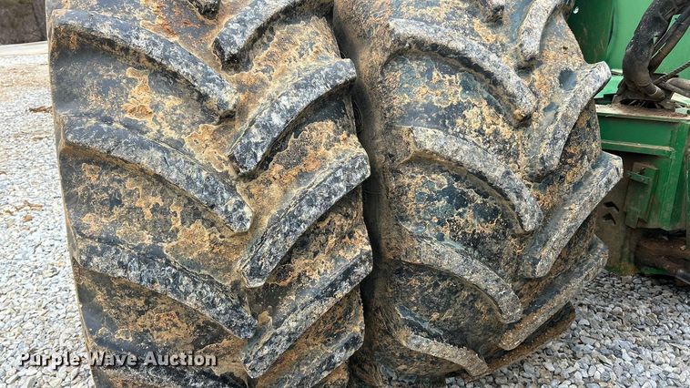 image for item FC5035 2002 John Deere 9420 4WD tractor