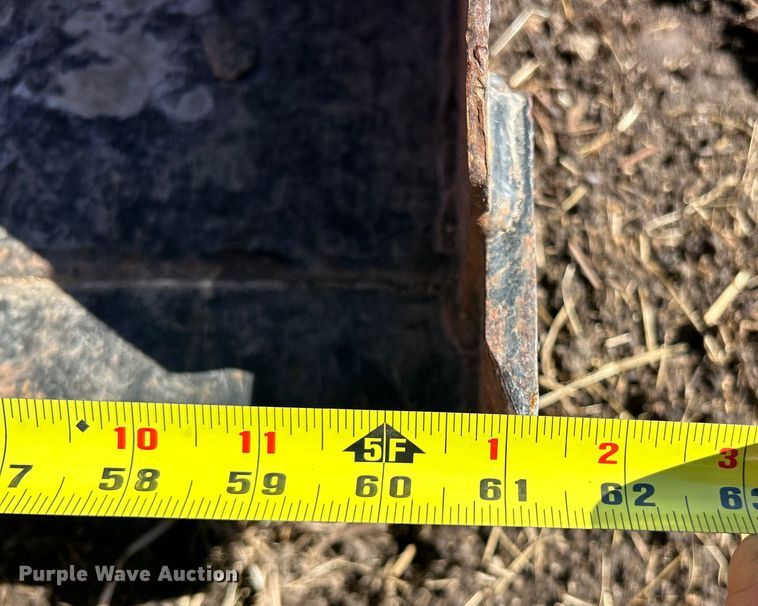 image for item FC5039 Tractor attachments