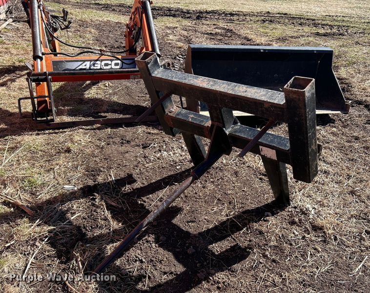 image for item FC5039 Tractor attachments