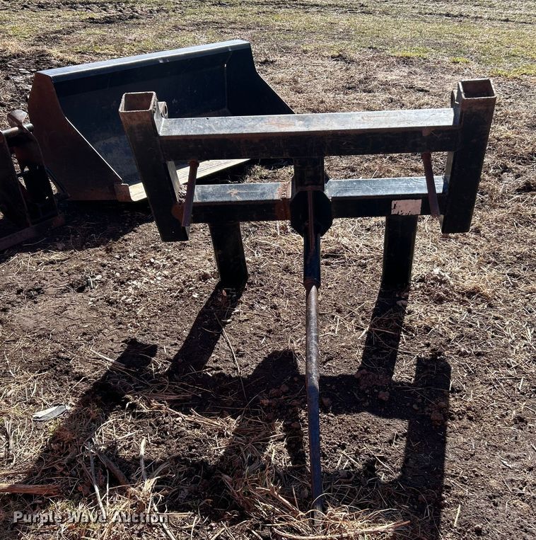 image for item FC5039 Tractor attachments