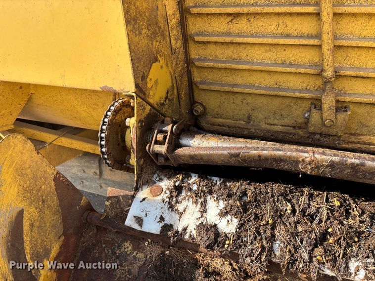 image for item FG0071 1989 Ford L8000 feed mixer truck