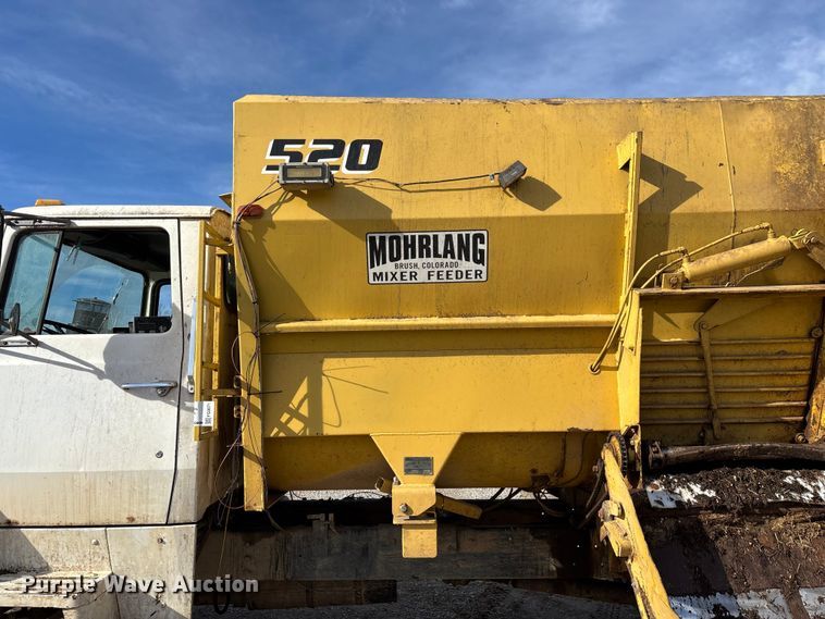 image for item FG0071 1989 Ford L8000 feed mixer truck