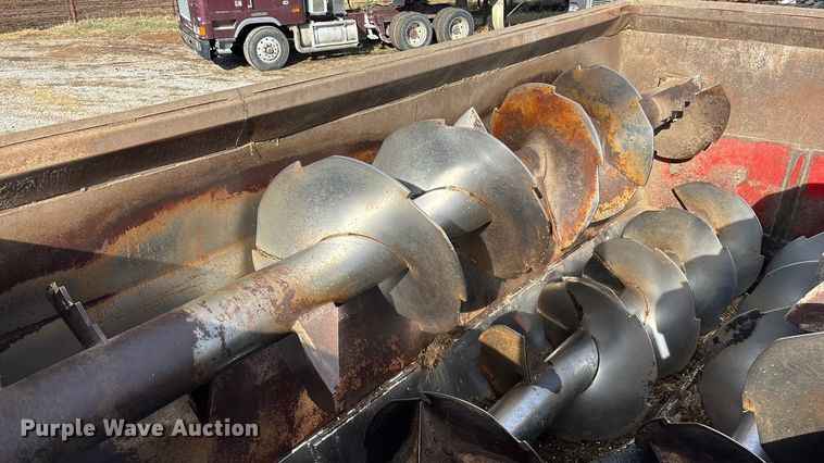 image for item FG0071 1989 Ford L8000 feed mixer truck