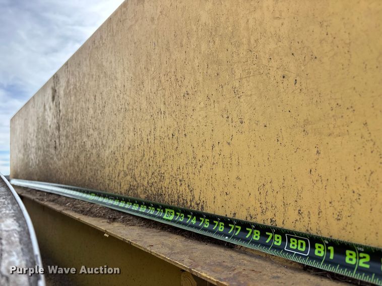 image for item FG0071 1989 Ford L8000 feed mixer truck