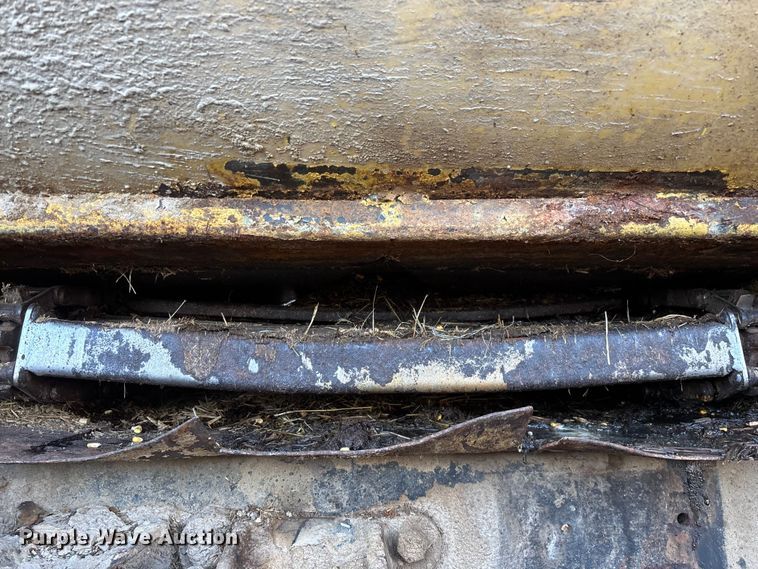 image for item FG0071 1989 Ford L8000 feed mixer truck