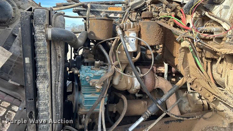 image for item FG0071 1989 Ford L8000 feed mixer truck