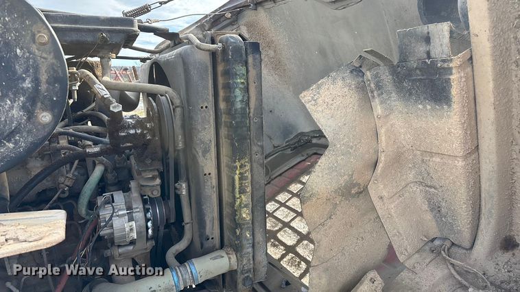 image for item FG0071 1989 Ford L8000 feed mixer truck