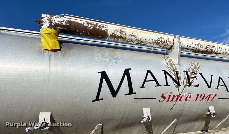 image for item FG0072 1996 CEI Pacer AT35L feed delivery trailer