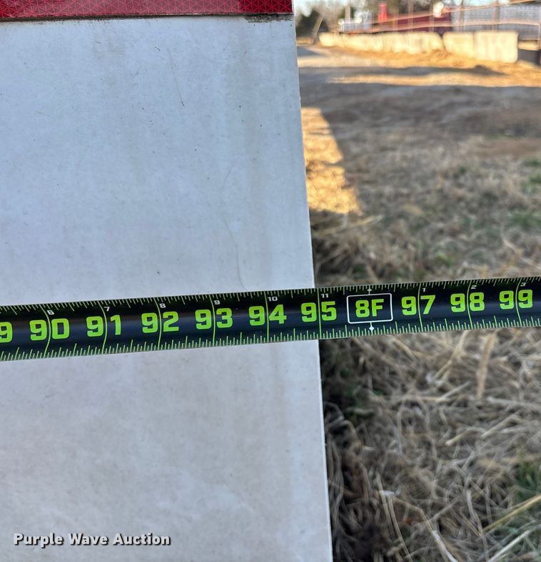 image for item FG0072 1996 CEI Pacer AT35L feed delivery trailer