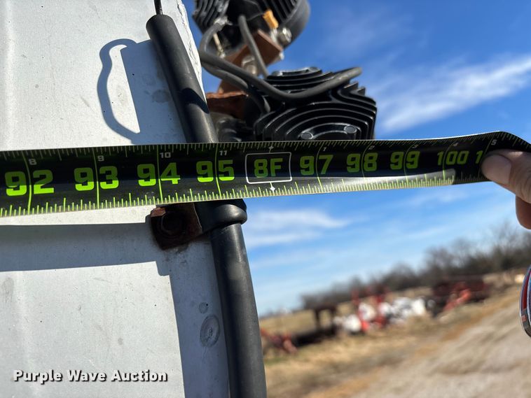 image for item FG0072 1996 CEI Pacer AT35L feed delivery trailer