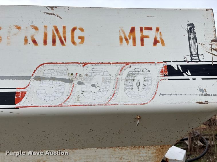 image for item FG0074 Willmar 500 spreader