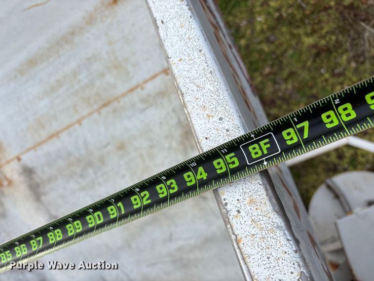 image for item FG0074 Willmar 500 spreader