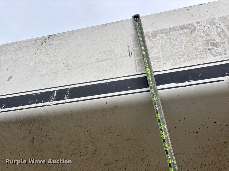 image for item FG0075 Willmar 500 spreader