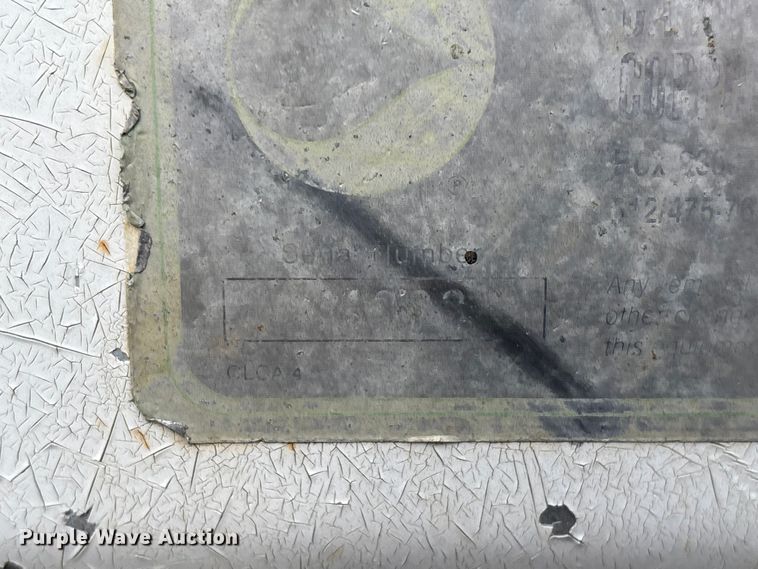 image for item FG0075 Willmar 500 spreader