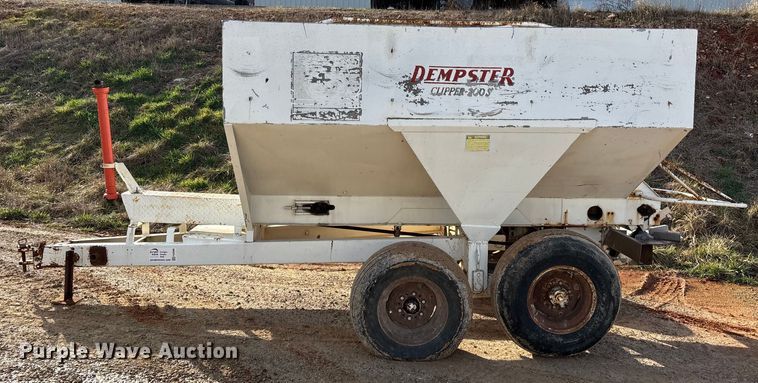 image for item FG0086 Dempster Clipper-200S spreader