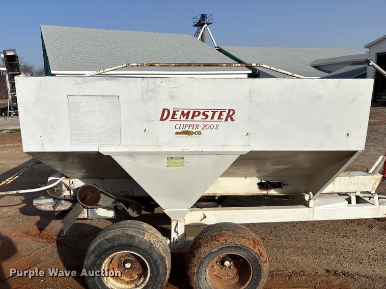 image for item FG0086 Dempster Clipper-200S spreader