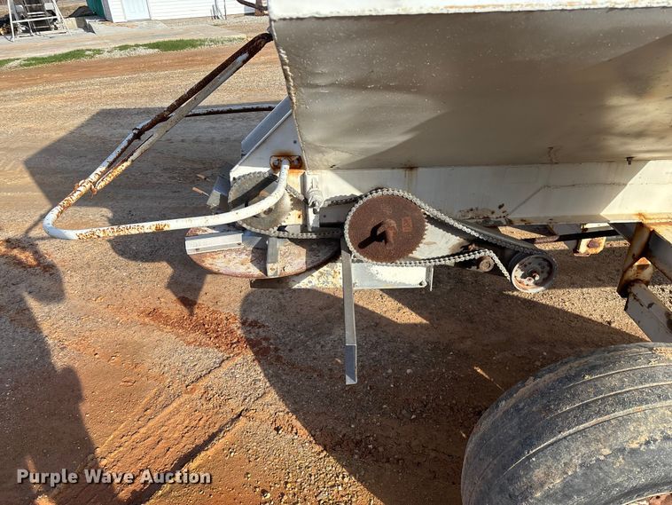 image for item FG0086 Dempster Clipper-200S spreader