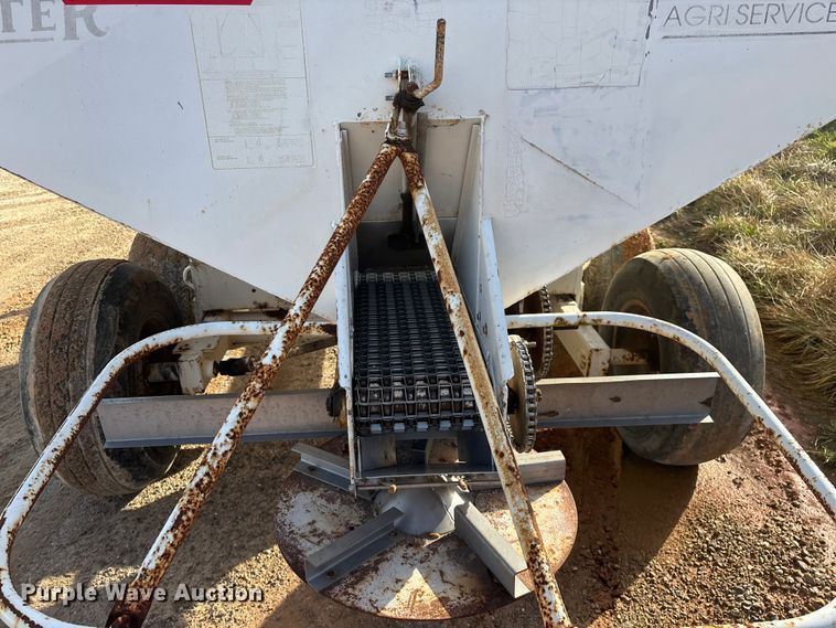 image for item FG0086 Dempster Clipper-200S spreader