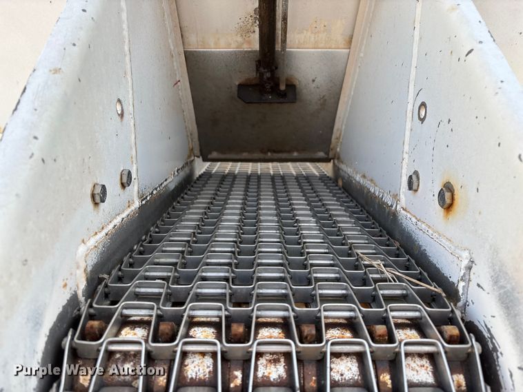 image for item FG0086 Dempster Clipper-200S spreader