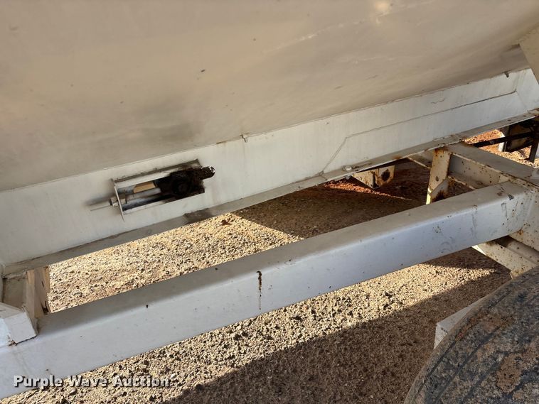 image for item FG0086 Dempster Clipper-200S spreader