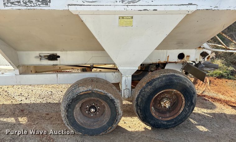 image for item FG0086 Dempster Clipper-200S spreader