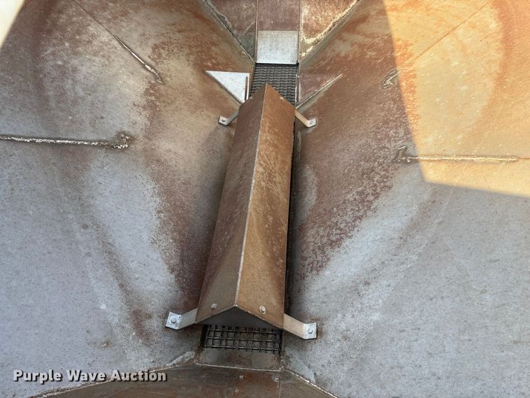 image for item FG0086 Dempster Clipper-200S spreader