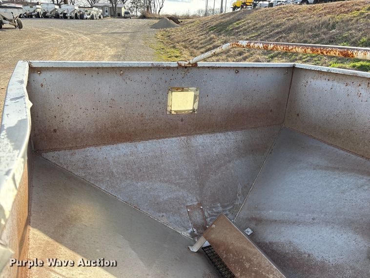 image for item FG0086 Dempster Clipper-200S spreader