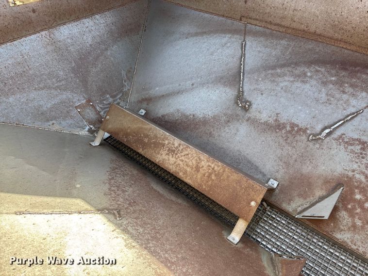 image for item FG0086 Dempster Clipper-200S spreader