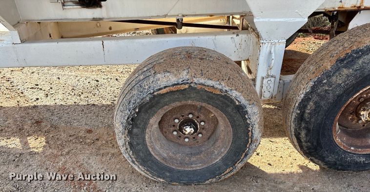 image for item FG0086 Dempster Clipper-200S spreader