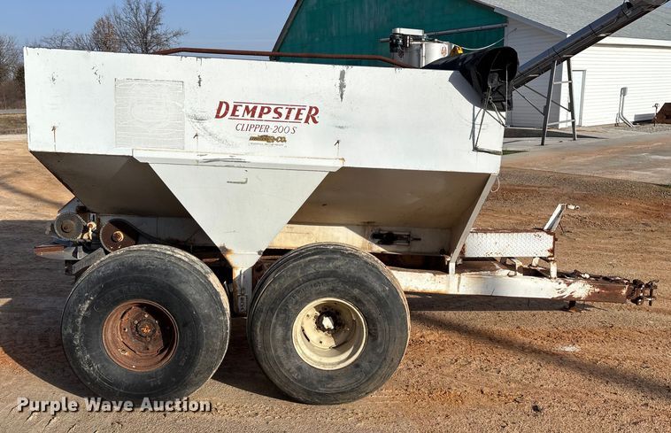 image for item FG0087 Dempster Clipper-200S spreader