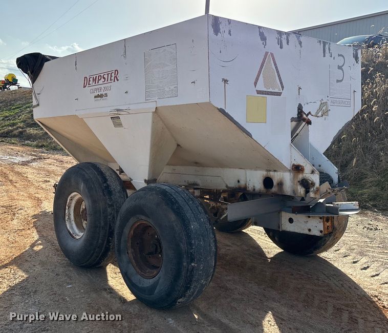 image for item FG0087 Dempster Clipper-200S spreader