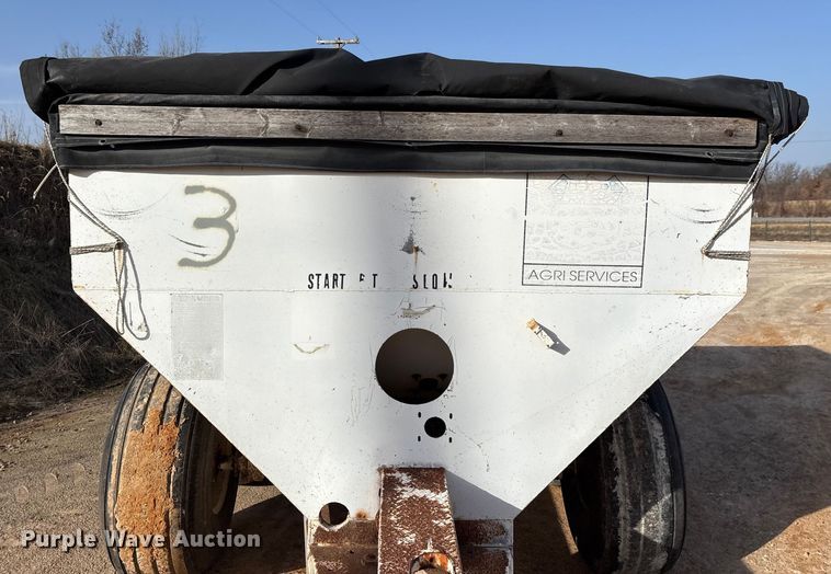 image for item FG0087 Dempster Clipper-200S spreader