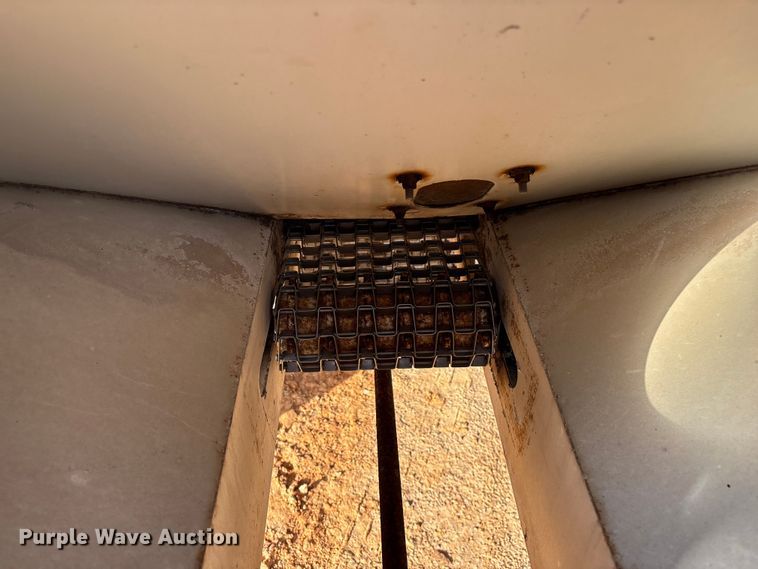 image for item FG0087 Dempster Clipper-200S spreader