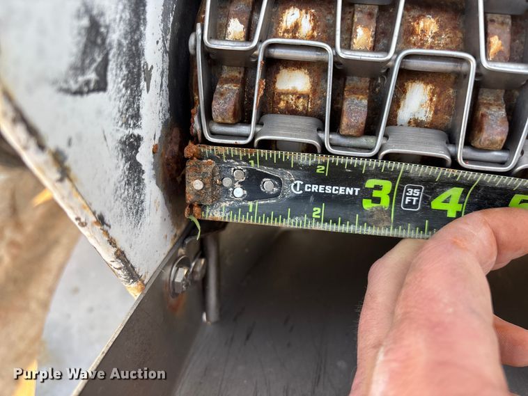 image for item FG0087 Dempster Clipper-200S spreader