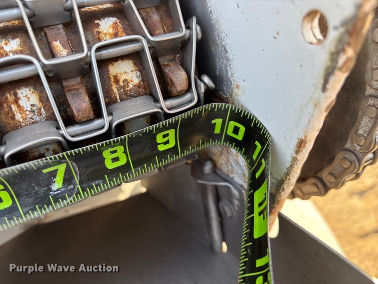 image for item FG0087 Dempster Clipper-200S spreader