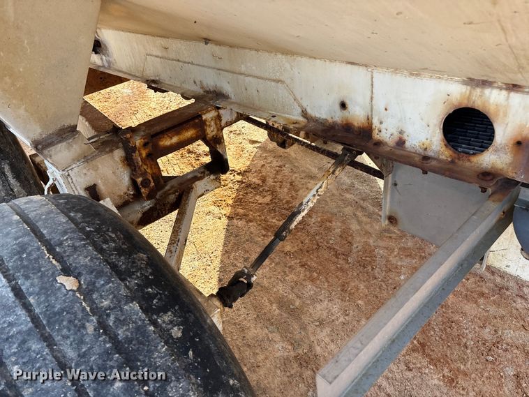 image for item FG0087 Dempster Clipper-200S spreader