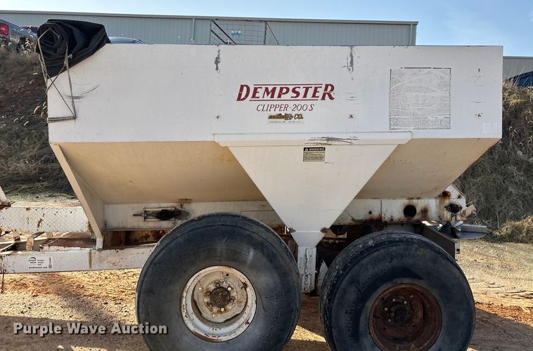 image for item FG0087 Dempster Clipper-200S spreader