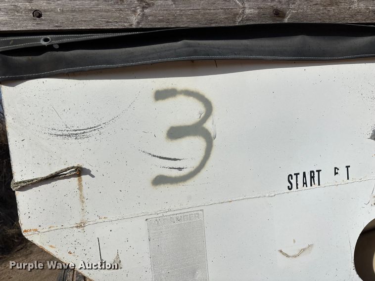 image for item FG0087 Dempster Clipper-200S spreader